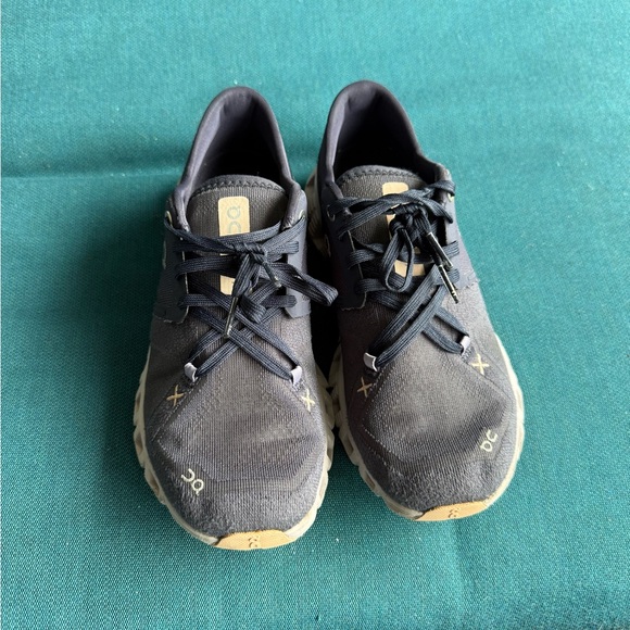 On Running Men\'s Dark Blue Athletic Shoes